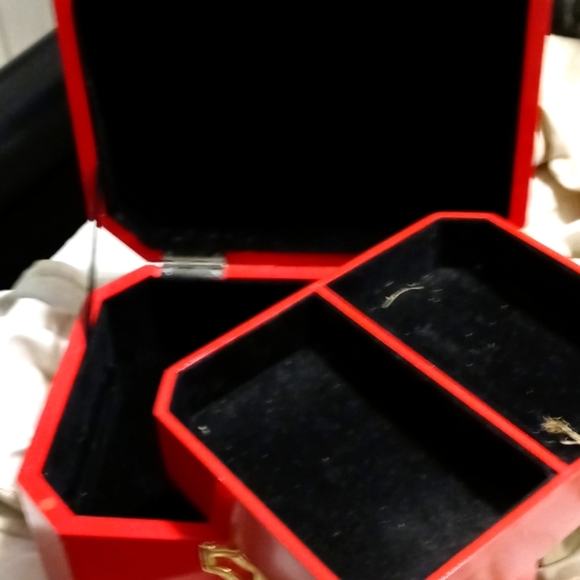 Jewelry box - Picture 1 of 1